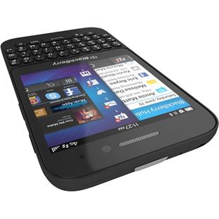Фото товара BlackBerry Q5 (SQR100-3, 3G, black)