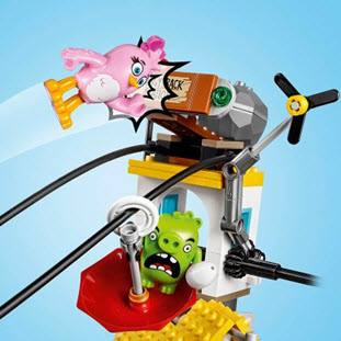 Фото товара LEGO The Angry Birds Movie 75824 Разгром Свинограда